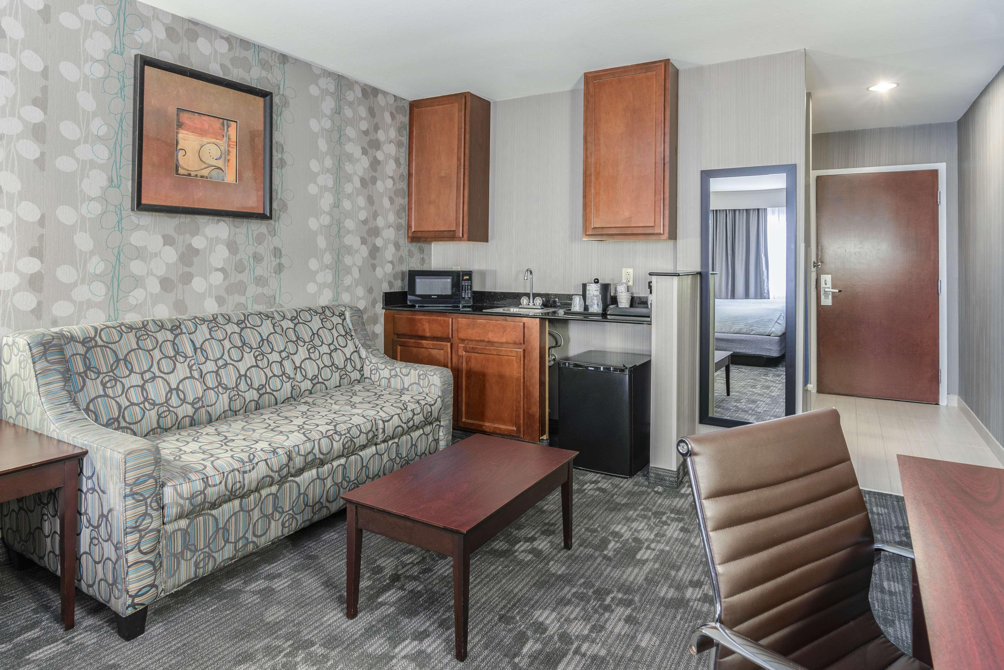 Best Western Concord Inn&Suites Extérieur photo