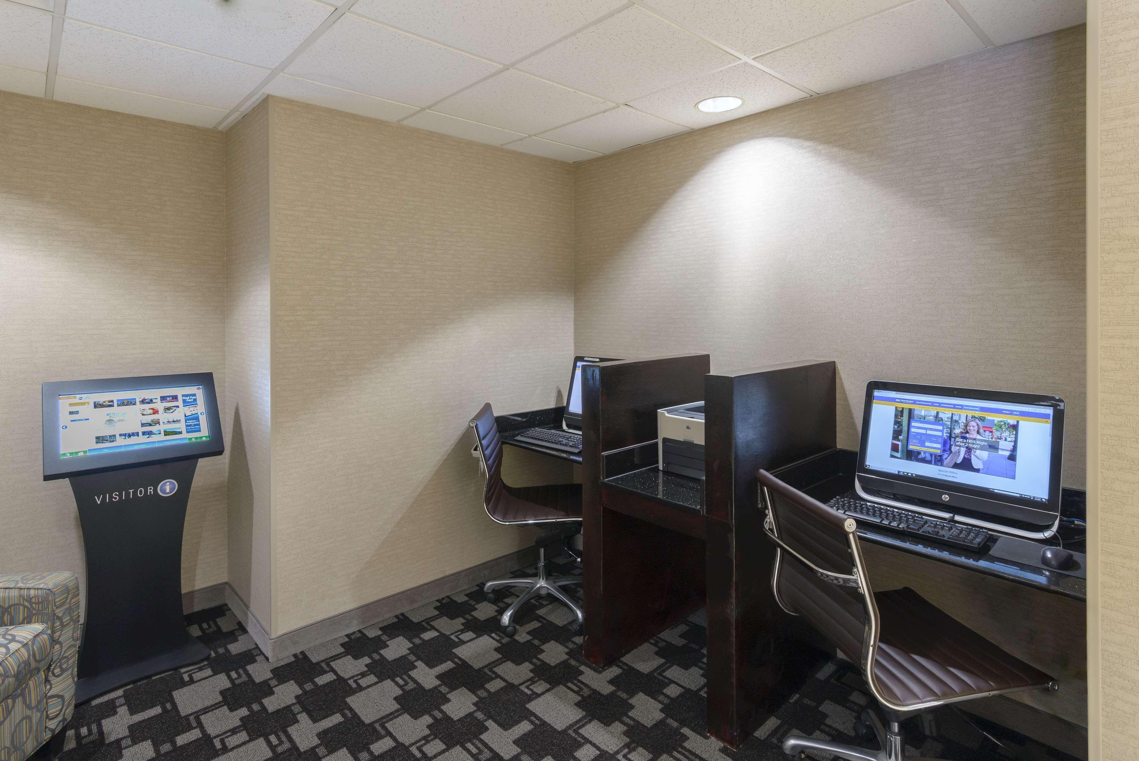 Best Western Concord Inn&Suites Extérieur photo